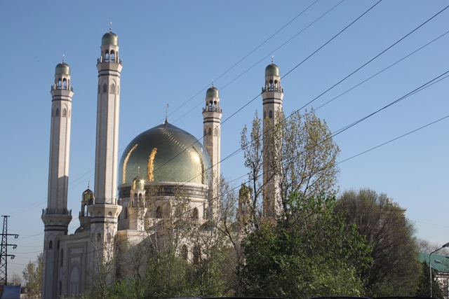 Грузия передаст мусульманам десятки мечетей